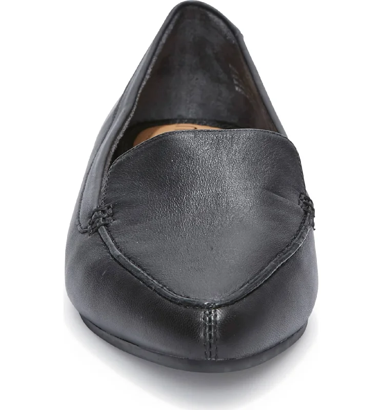 Audra black pointy toe flats