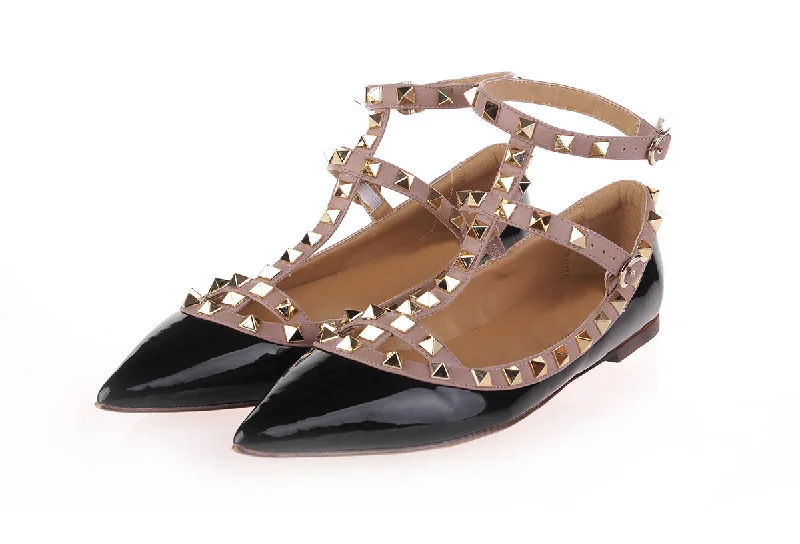 Daisy Studded Flats in black