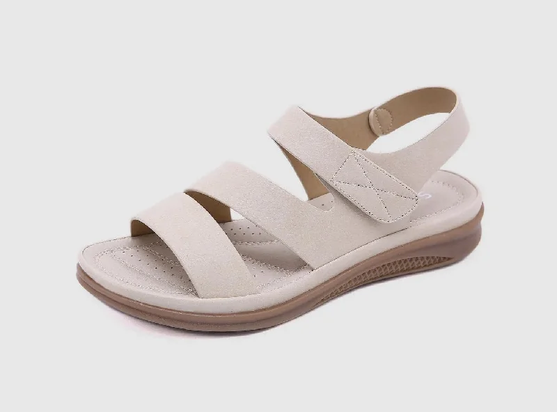 Beige / UK 4 (CN 37) / Medium/D