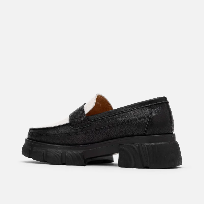 Ms. Calum Black/White Pebble Leather Lug Penny Loafers