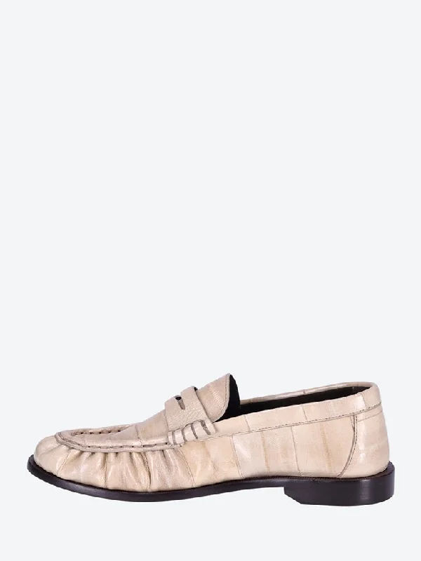 Plain vamp calfskin loafers