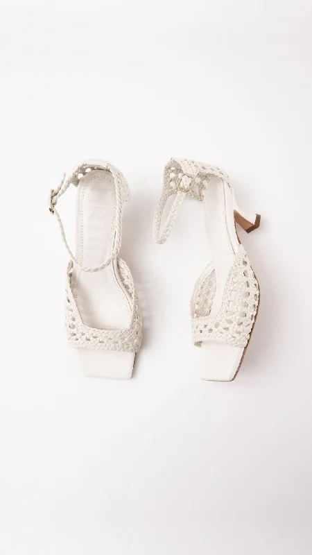 VERONICA - White Woven Leather Sandals