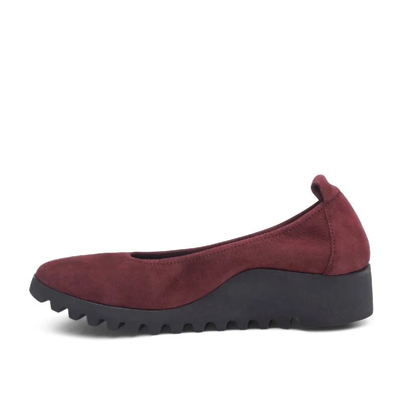 Brianna Womens Burgundy