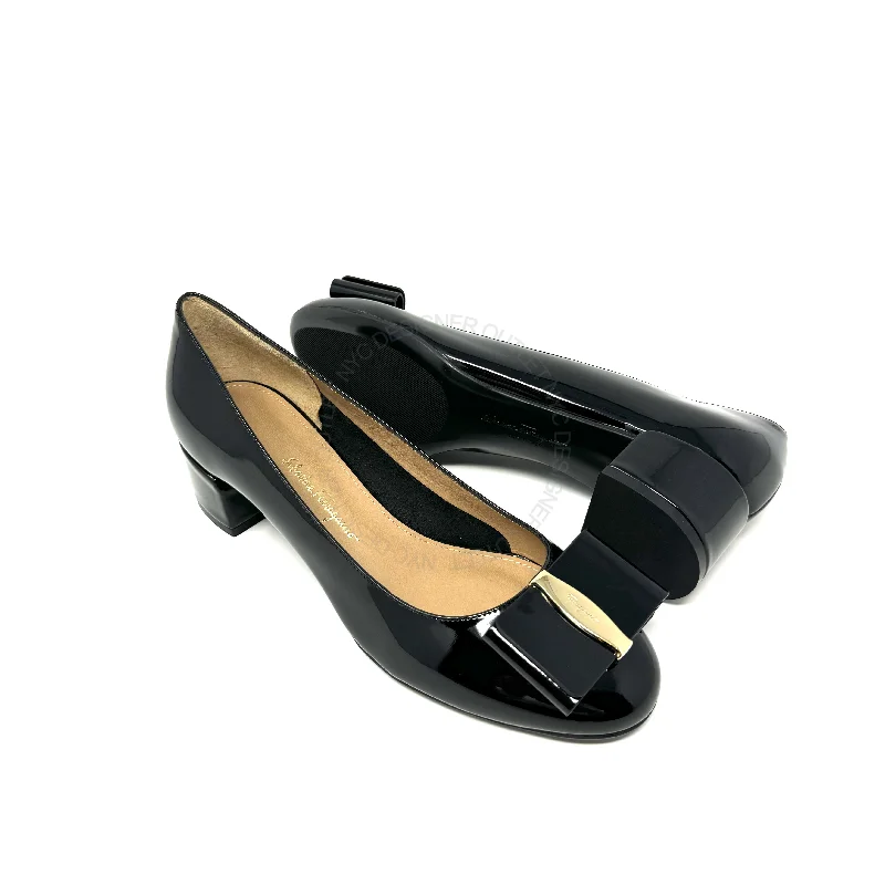 Ferragamo Elinda Pumps