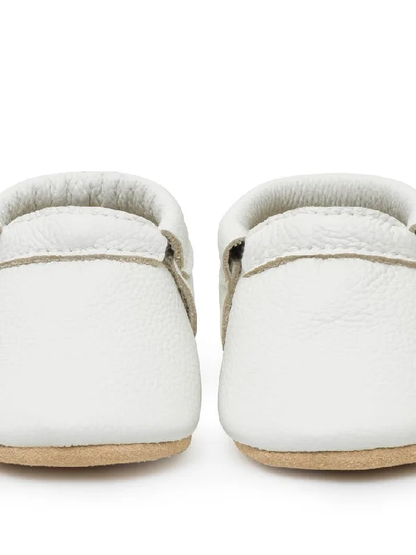 Fringeless Baby Moccasins - Leather Baby Shoes (Seashell)